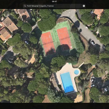 Daire Agreable Proche Sttropez Piscine Et Tennis *
