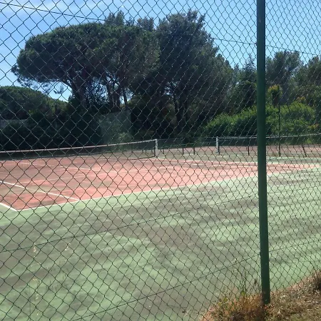 Agreable Proche Sttropez Piscine Et Tennis Apartamento *